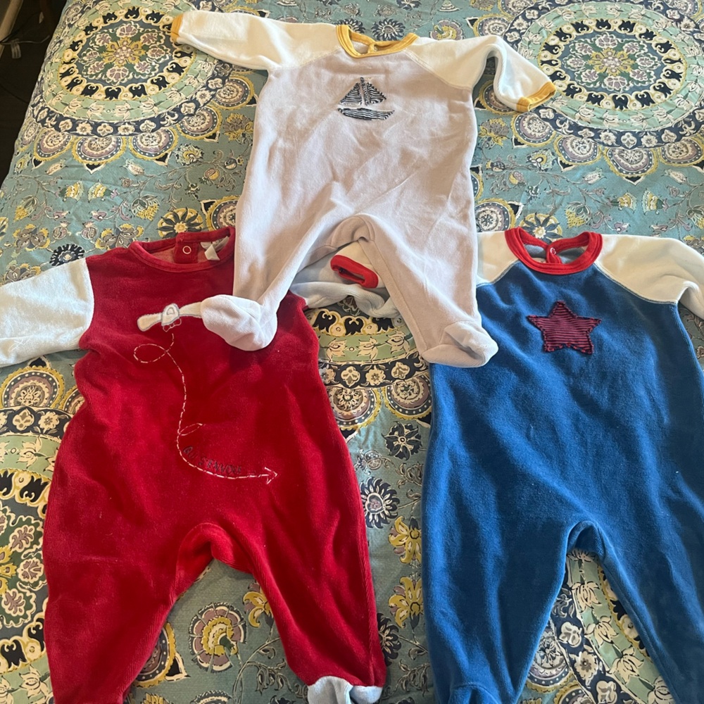 Bundle of petit bateau onesies outfits 60 cm from France